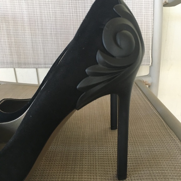 Versace Collection Black Pointed Toe Pumps w Detailed Back EUC - Picture 3 of 13